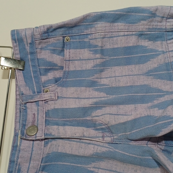 ✨3/$25✨J.Crew Denim Shorts - 2 - Picture 3 of 7